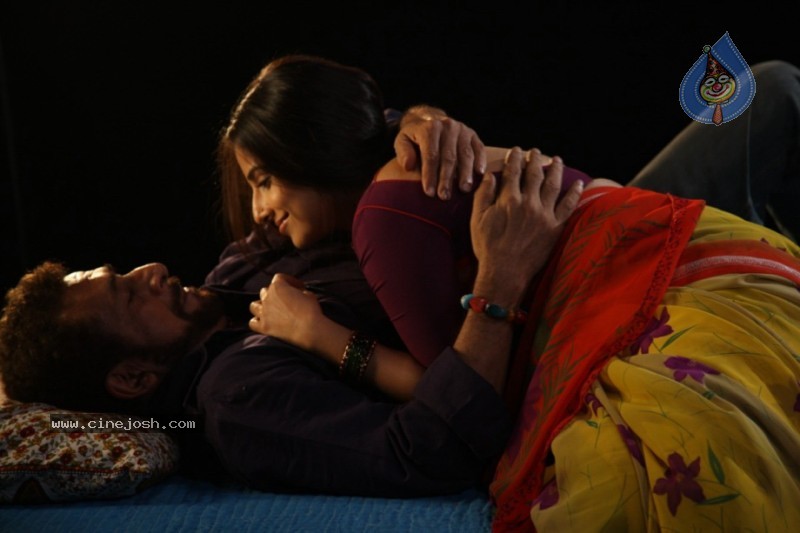 Ishqiya Movie Stills - 20 / 46 photos