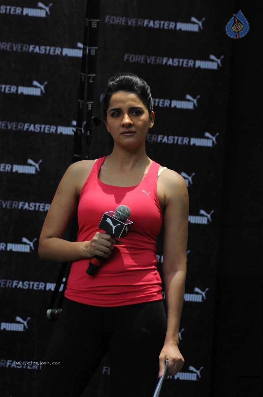 Jacqueline Fernandez Launches Puma Pulse XT - 1 / 64 photos