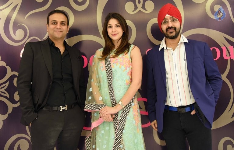 Jashn Store Launch and Fashion Show - 6 / 37 photos