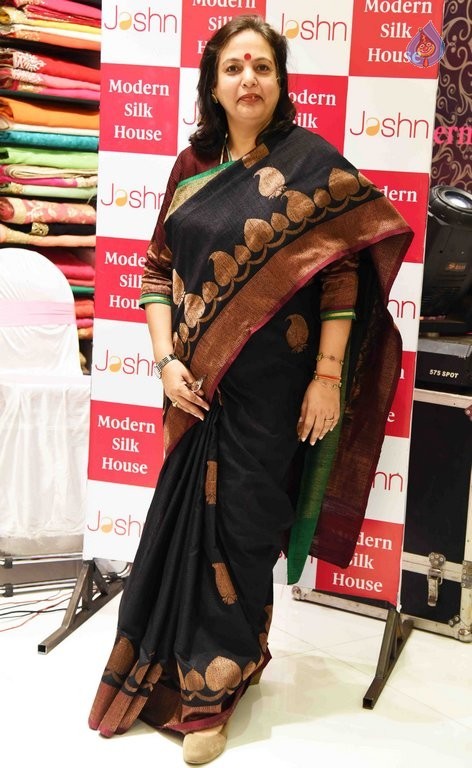 Jashn Store Launch and Fashion Show - 23 / 37 photos