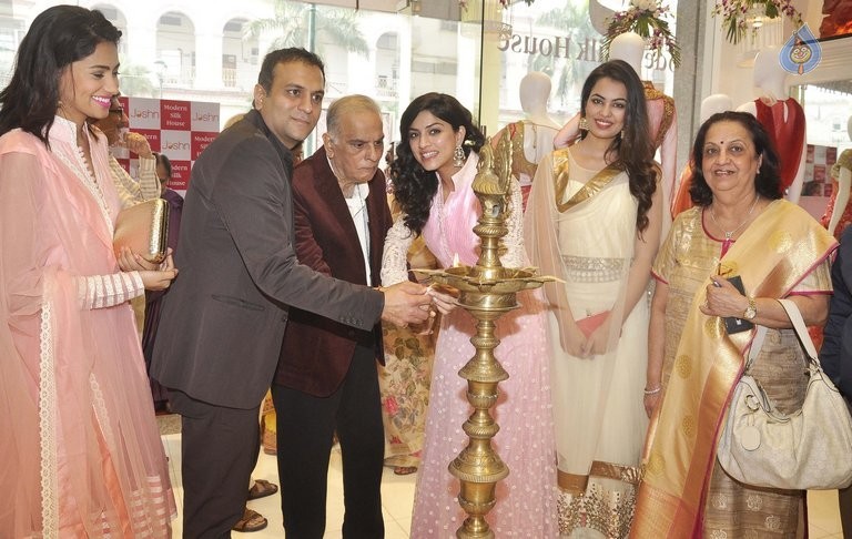 Jashn Store Launch and Fashion Show - 30 / 37 photos