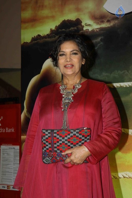 Jazbaa Special Screening Photos - 42 / 42 photos