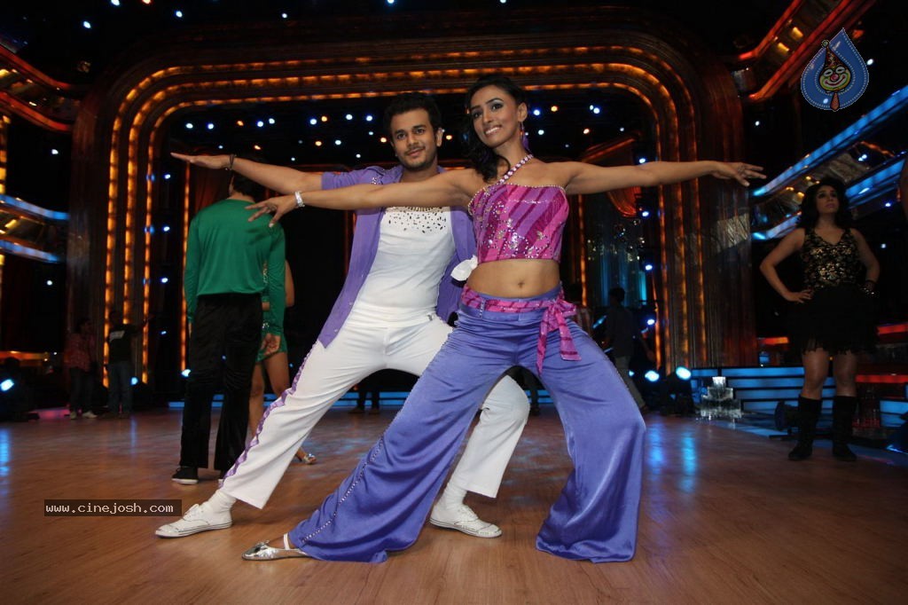 Jhalak Dikhla Jaa Wild Card Entry Shoot - 12 / 24 photos