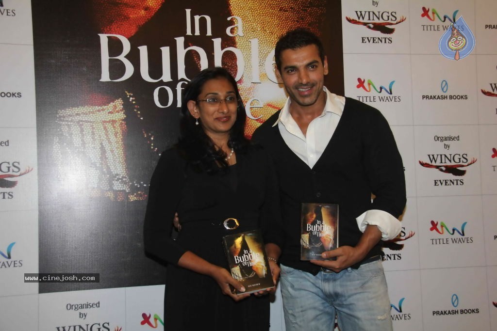  John Abraham Launches Susy Mathew Book - 25 / 42 photos