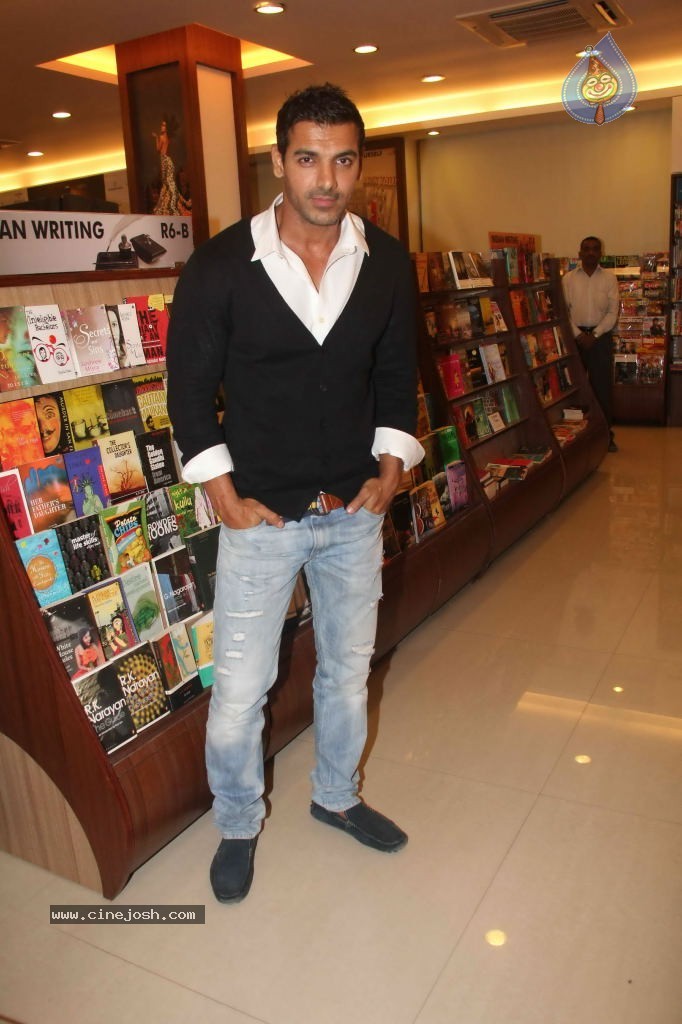  John Abraham Launches Susy Mathew Book - 35 / 42 photos