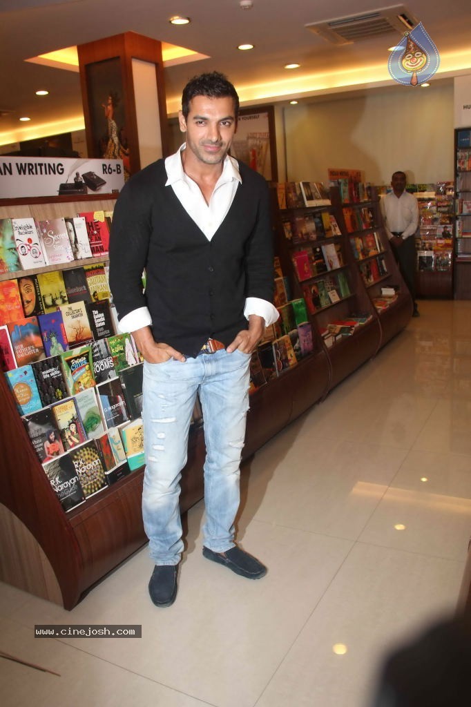  John Abraham Launches Susy Mathew Book - 37 / 42 photos