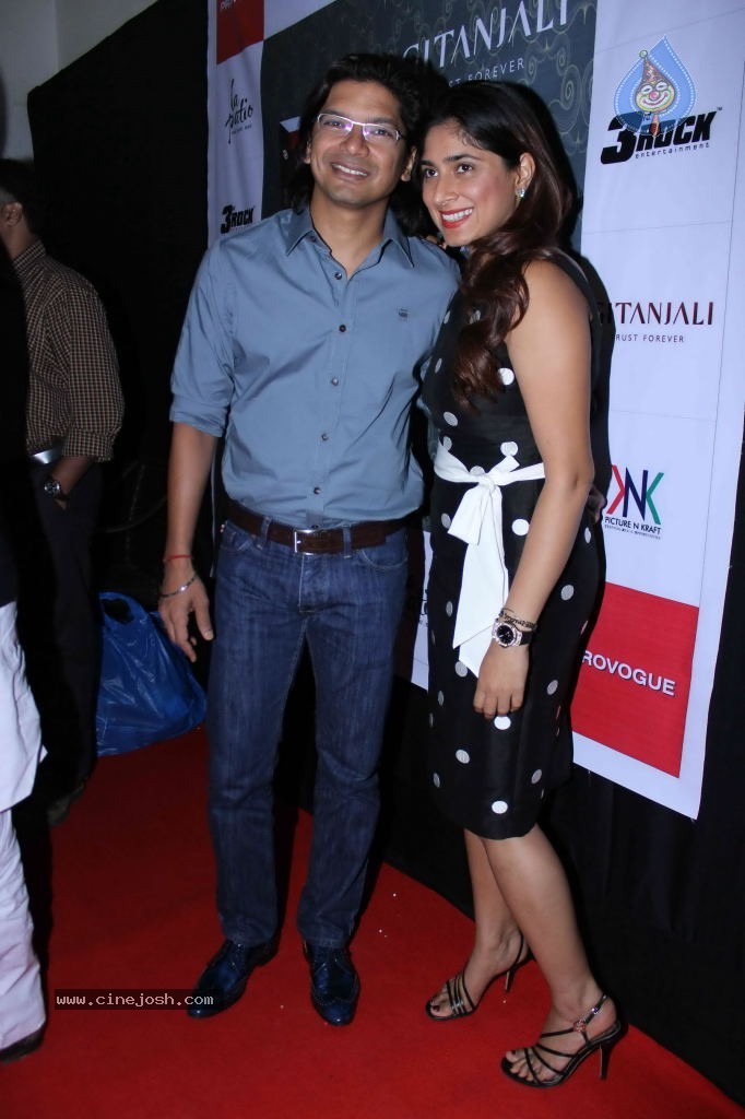 Juhi Chawla Launches Rajeev Paul Book - 37 / 78 photos