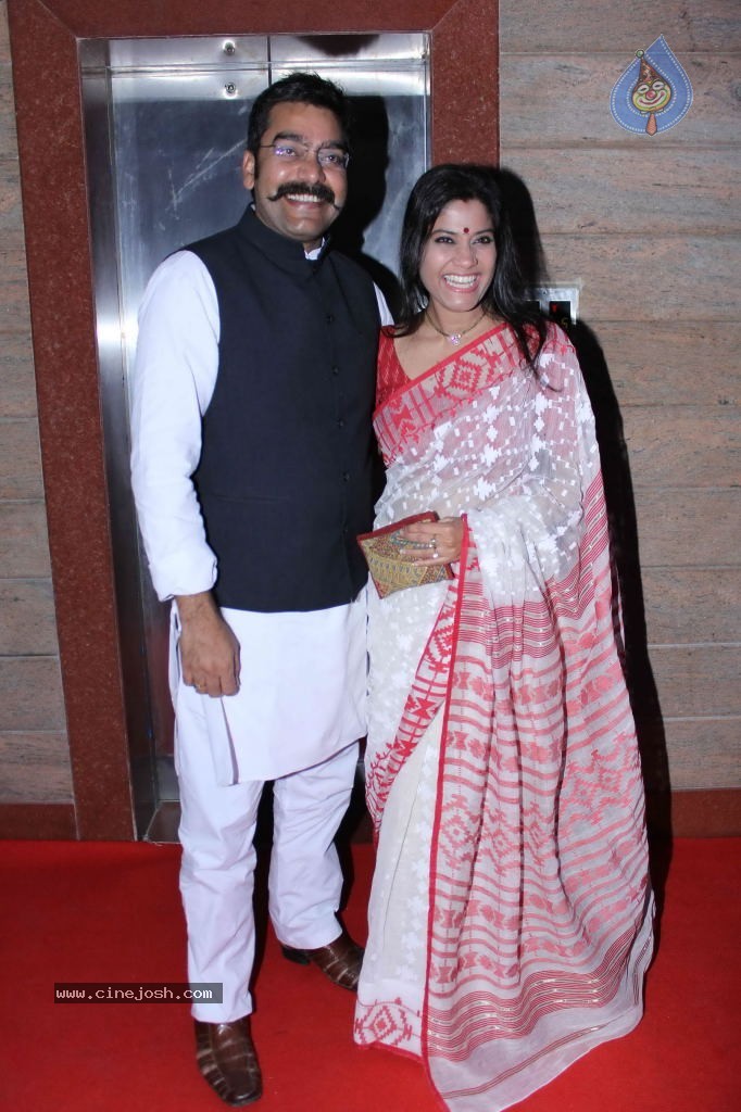 Juhi Chawla Launches Rajeev Paul Book - 74 / 78 photos