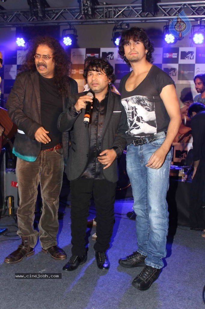 Kailash Kher Rangeele Album Launch - 17 / 50 photos