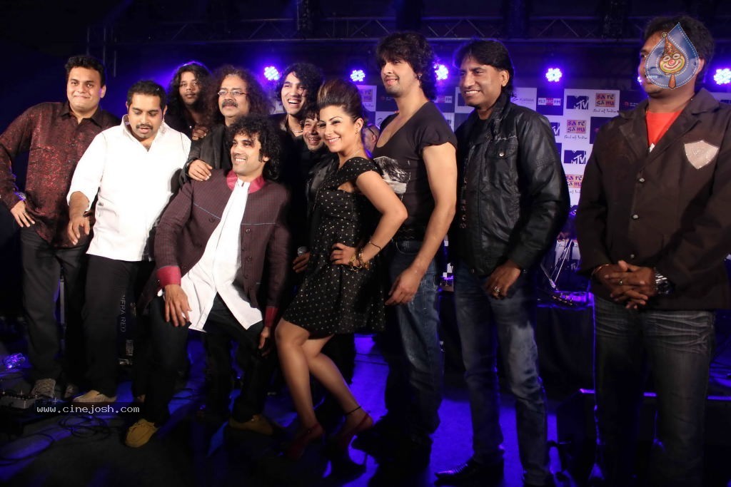 Kailash Kher Rangeele Album Launch - 26 / 50 photos