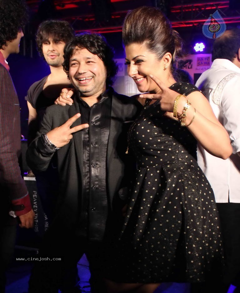 Kailash Kher Rangeele Album Launch - 46 / 50 photos