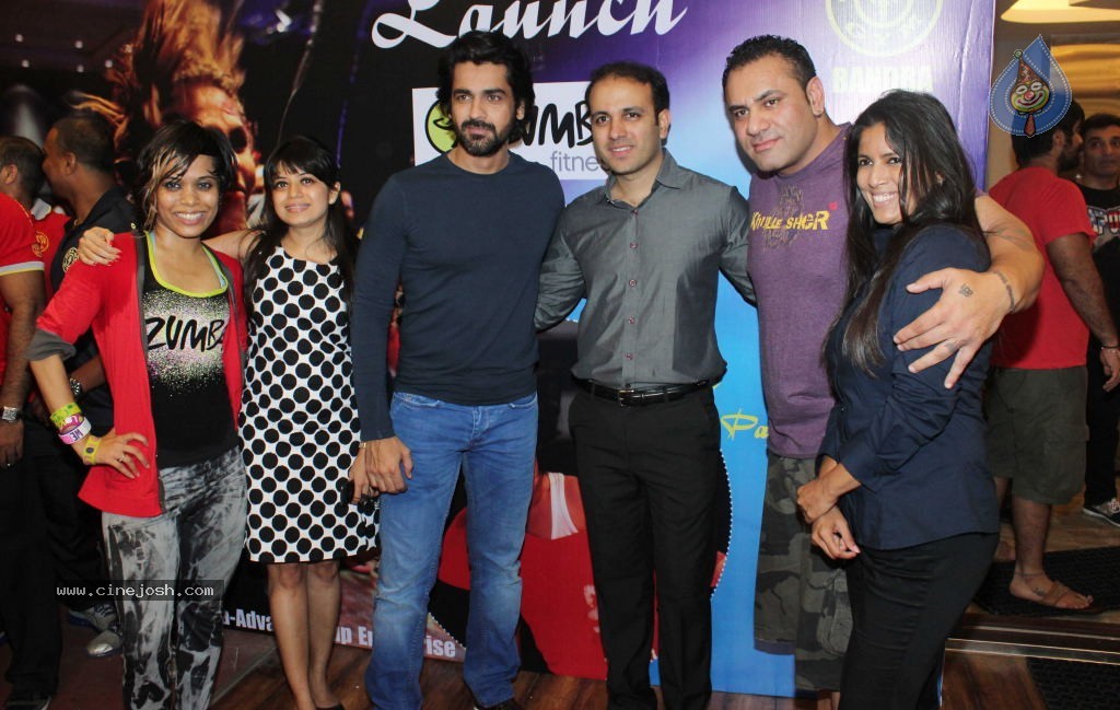 Kajal Agarwal at Zumba Session Gold Gym - 15 / 20 photos