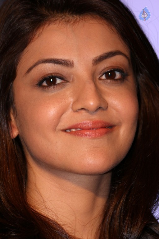 Kajal Aggarwal Launches Mobile App - 34 / 40 photos