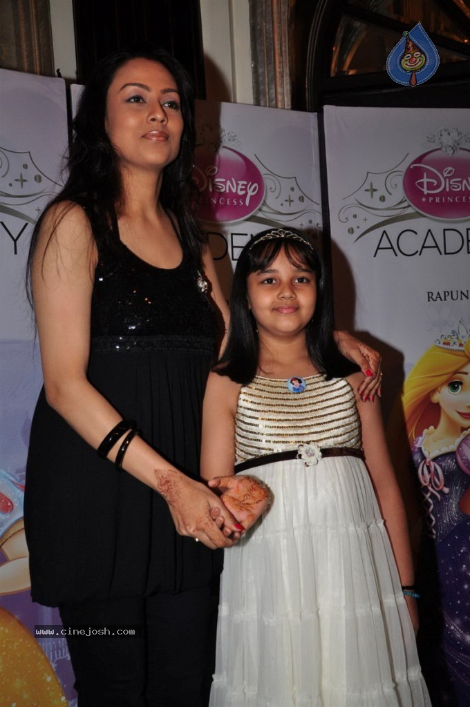 Kajol at Disney Princess Academy - 38 / 44 photos