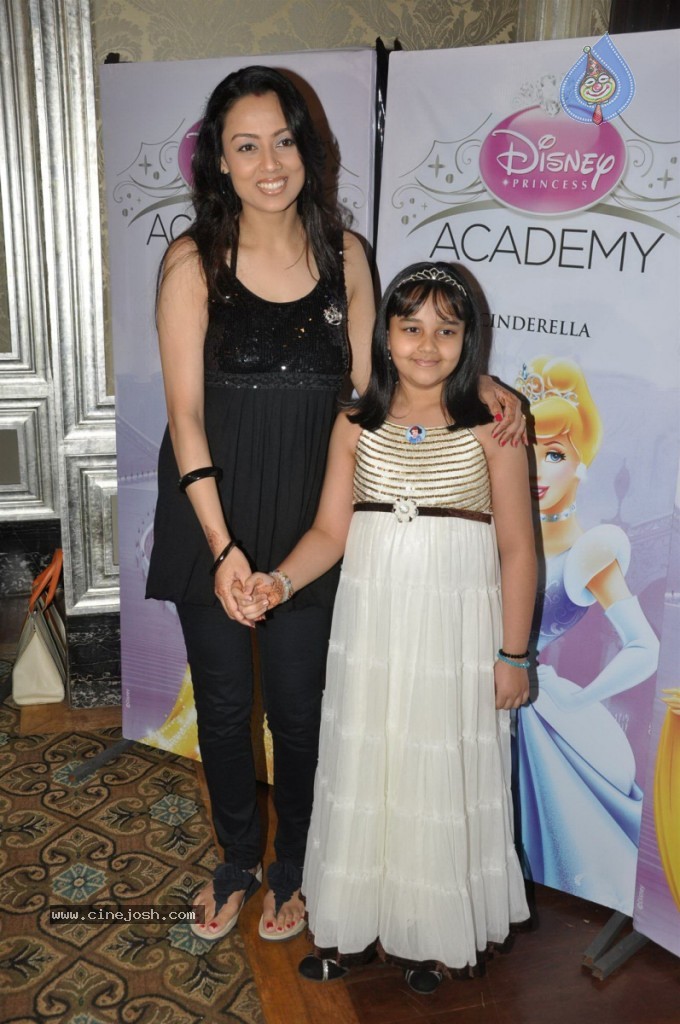 Kajol at Disney Princess Academy - 39 / 44 photos