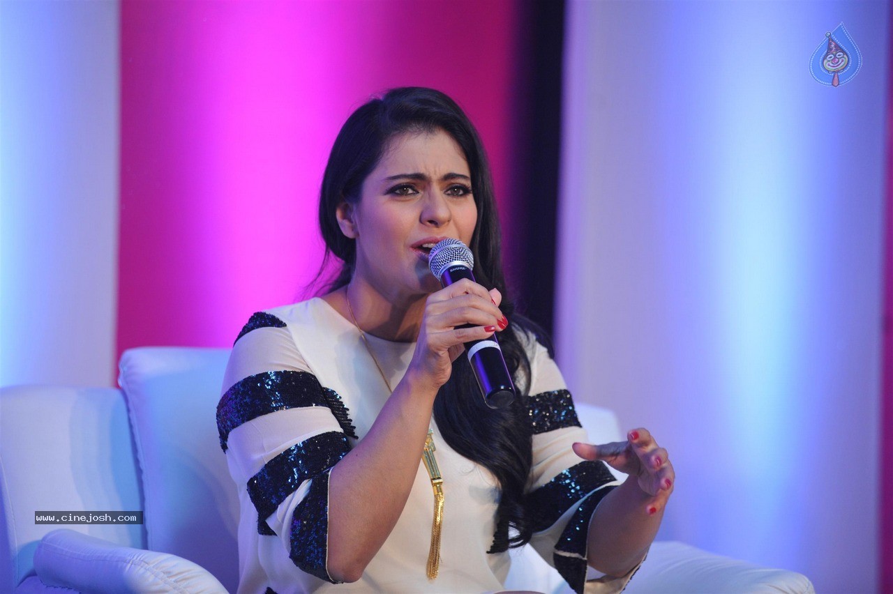 Kajol Devgan at Huggies Event - 2 / 26 photos