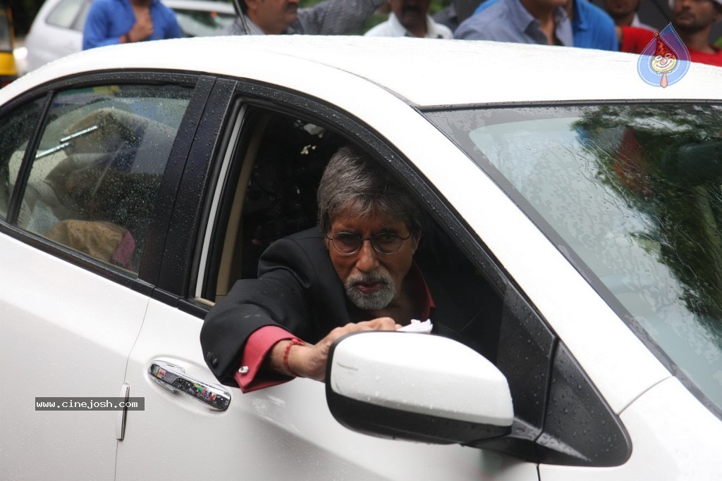 Kalyan Jewellers Ad Shoot - 29 / 44 photos