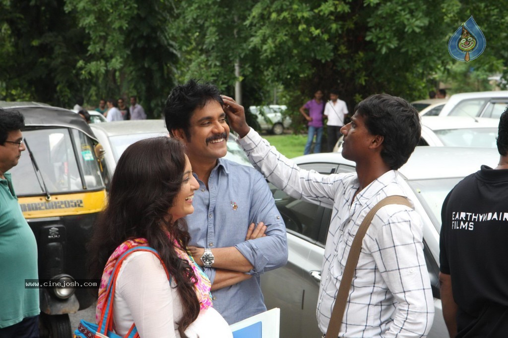 Kalyan Jewellers Ad Shoot - 32 / 44 photos