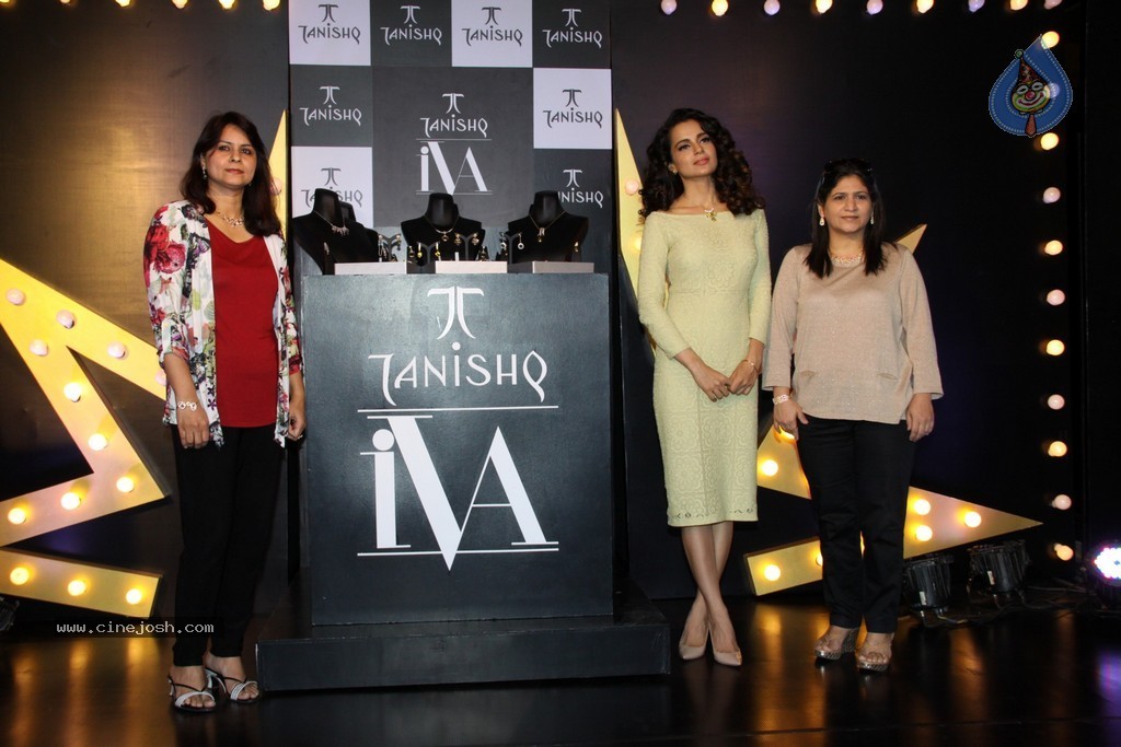 Kangana Launches Tanishq IVA 2 Collection - 18 / 48 photos