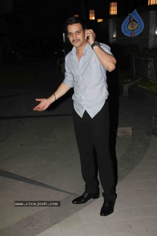 Kangana Ranaut Birthday Bash - 12 / 42 photos