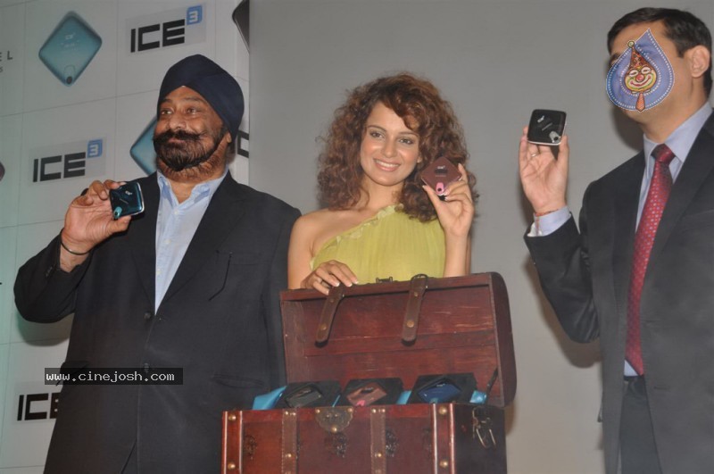 Kangana Ranaut Launches Alcatel New Moble - 6 / 40 photos