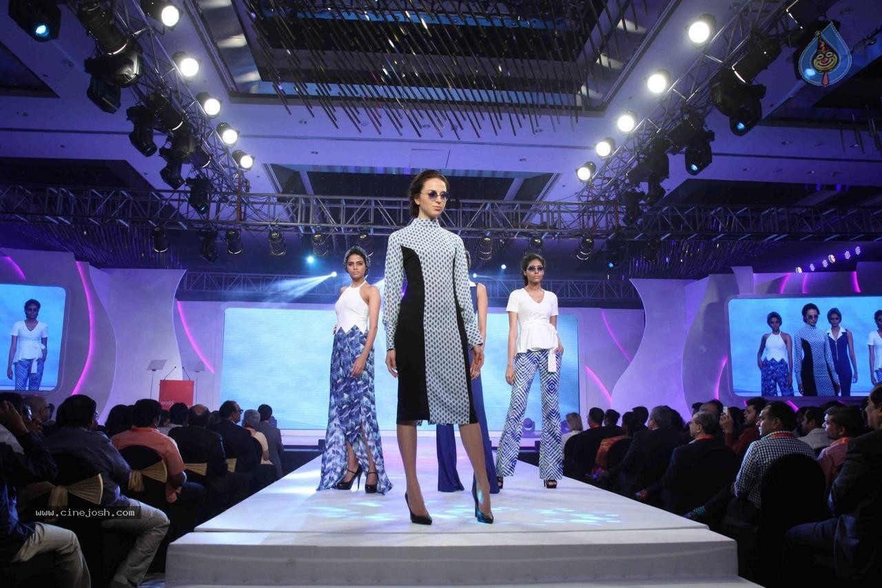 Kangana Ranaut Showstopper at Launch of LIVA - 26 / 108 photos