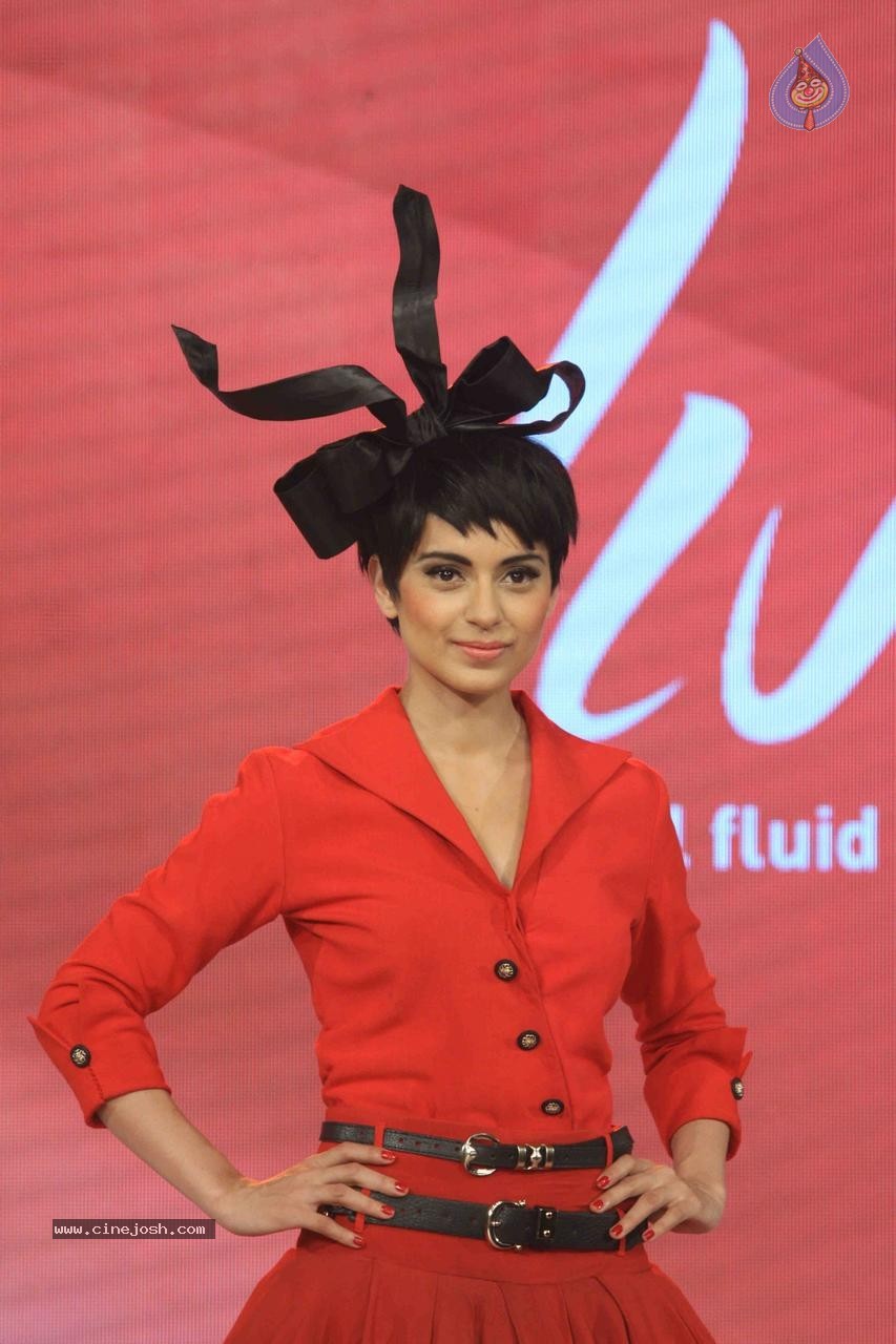 Kangana Ranaut Showstopper at Launch of LIVA - 56 / 108 photos