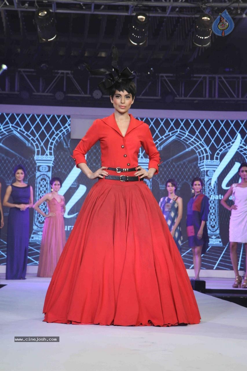 Kangana Ranaut Showstopper at Launch of LIVA - 64 / 108 photos