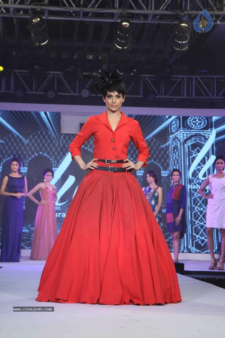 Kangana Ranaut Showstopper at Launch of LIVA - 99 / 108 photos