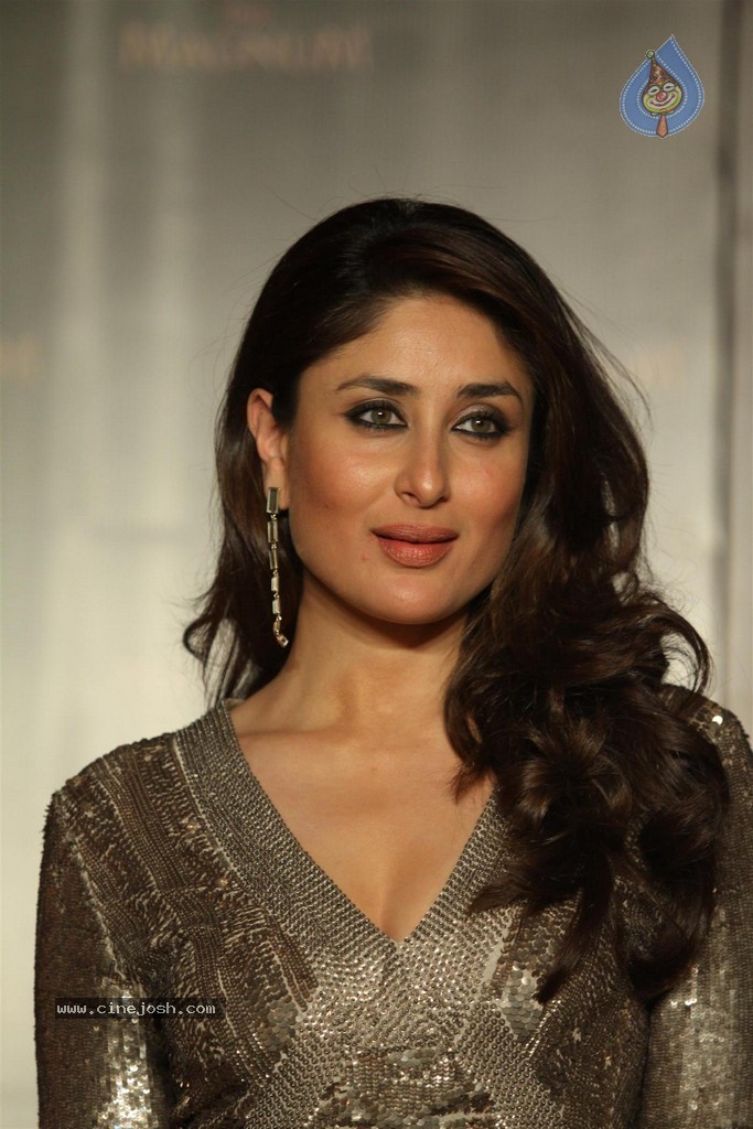 Kareena Announces new Pleasure Ambassador - 40 / 58 photos