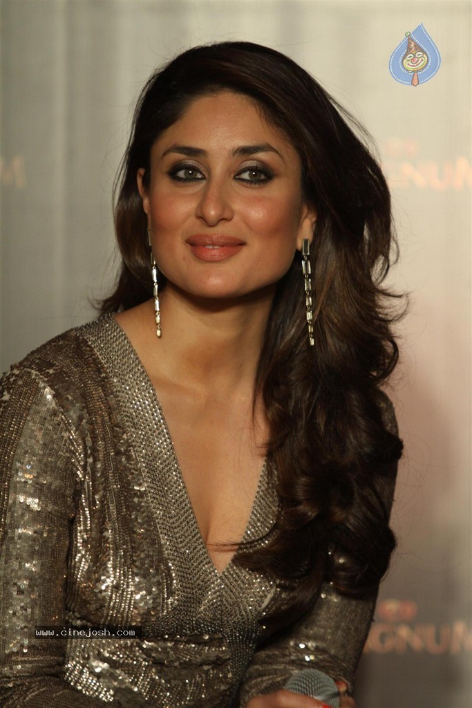 Kareena Announces new Pleasure Ambassador - 49 / 58 photos