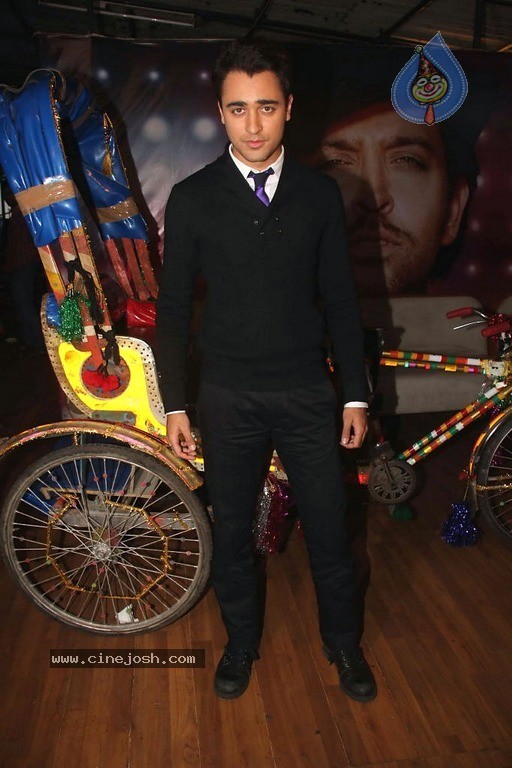 Katrina and Imran at The Sets of Just Dance - 4 / 29 photos