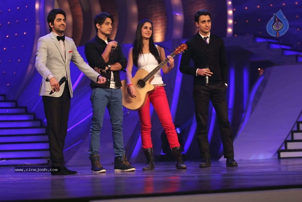 Katrina and Imran at The Sets of Just Dance - 9 / 29 photos