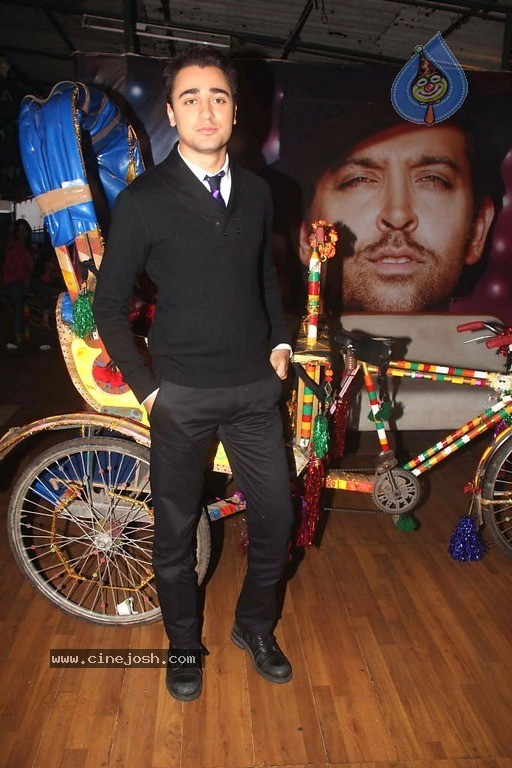 Katrina and Imran at The Sets of Just Dance - 22 / 29 photos