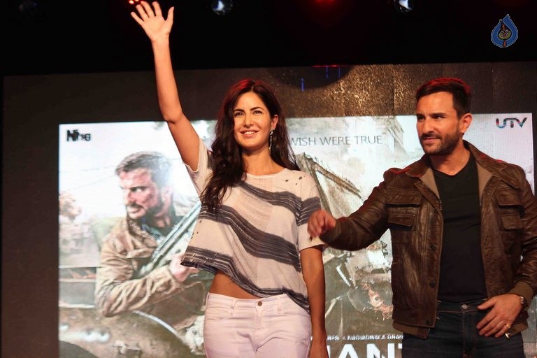 Katrina and Saif Promotes Phantom  - 6 / 21 photos