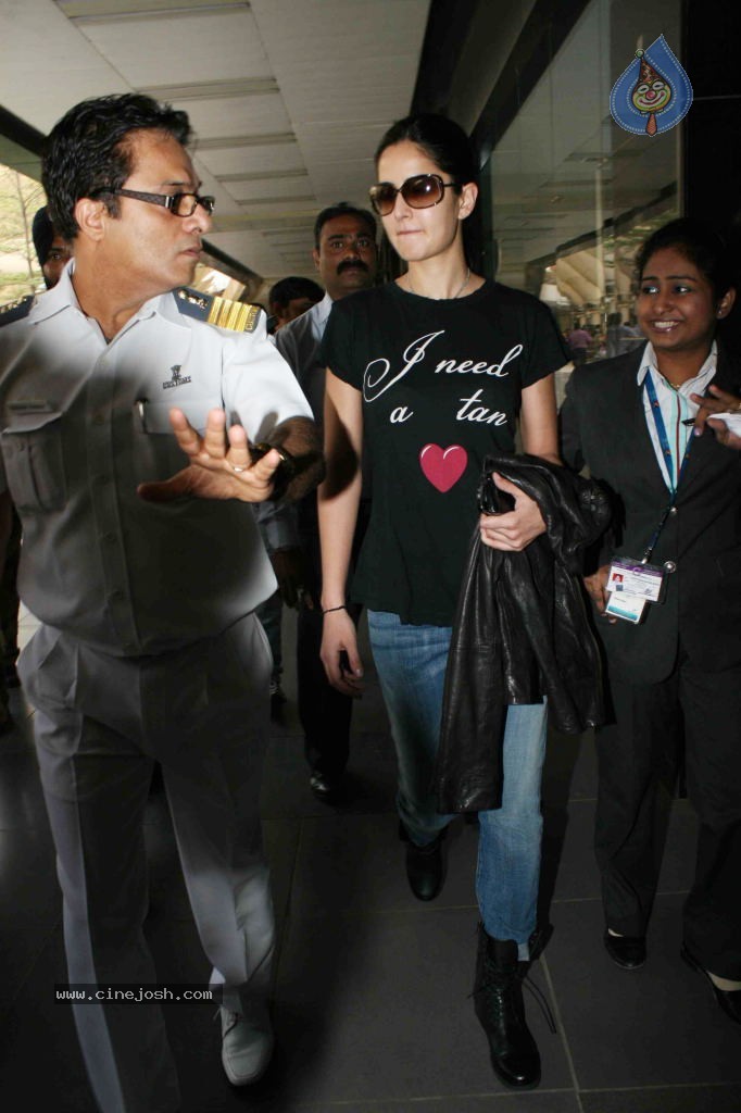 Katrina Kaif Latest Stills - 2 / 19 photos