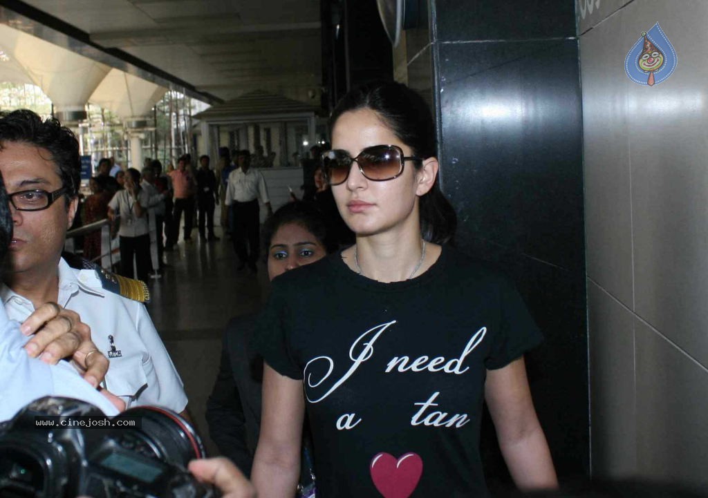 Katrina Kaif Latest Stills - 6 / 19 photos