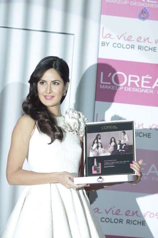 Katrina Kaif Launches La Vie En Rose Lipsticks - 11 / 21 photos