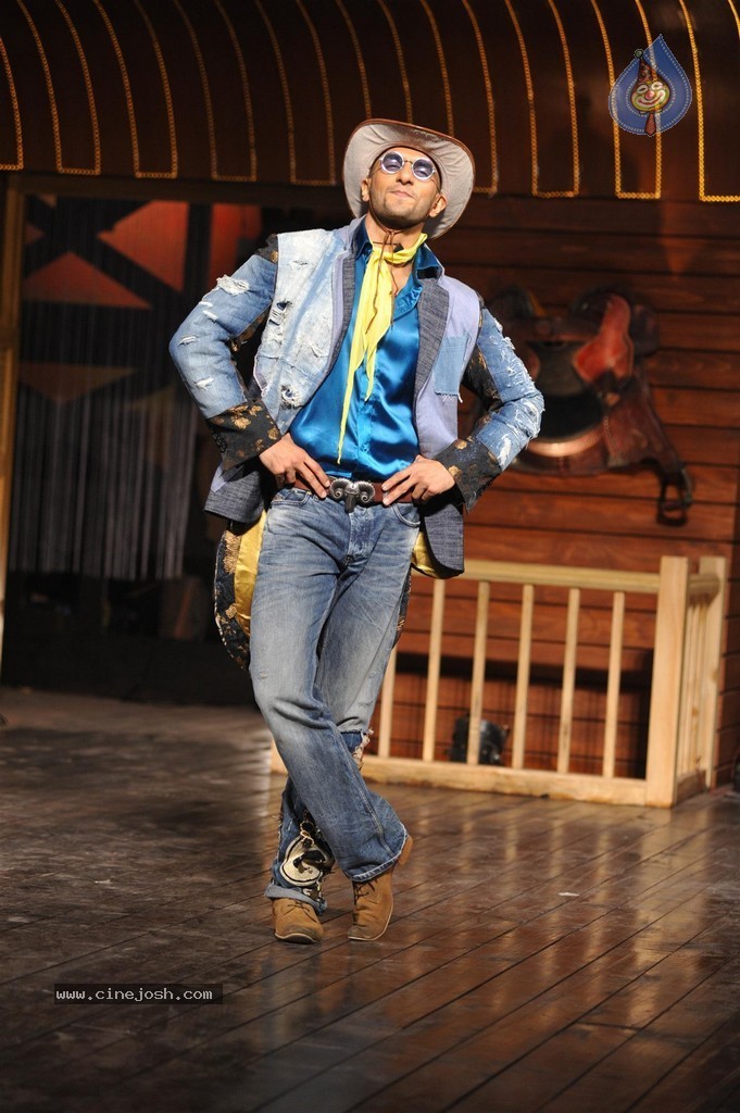 Kill Dill Promotions at YRF Studios - 48 / 99 photos