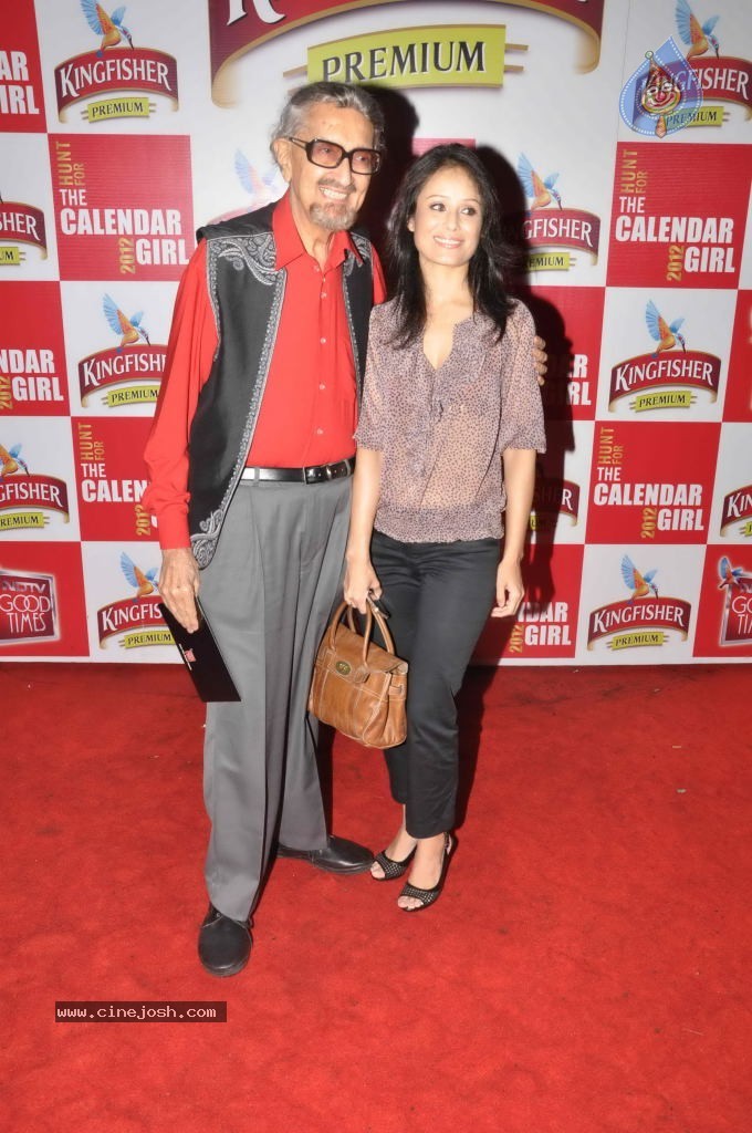 Kingfisher Calendar 2012 Female Model Hunt - 38 / 78 photos