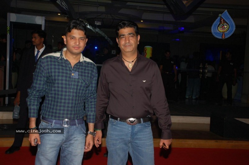 KKR Team and Singer Akon at XXX Energy Drink Party - 22 / 33 photos