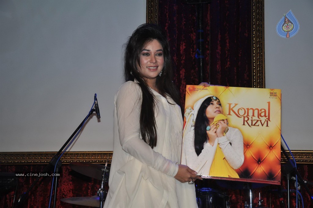 Komal Rizvi Album Launch Event - 19 / 34 photos