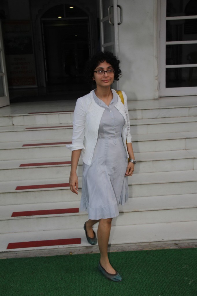 Kunal Kapoor Mother Prayer Meet - 4 / 34 photos