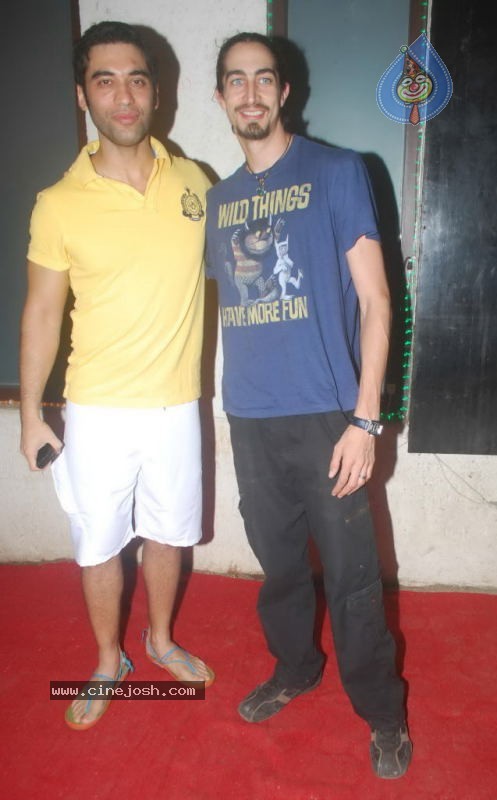 Kushal Punjabi Birthday Bash - 4 / 47 photos