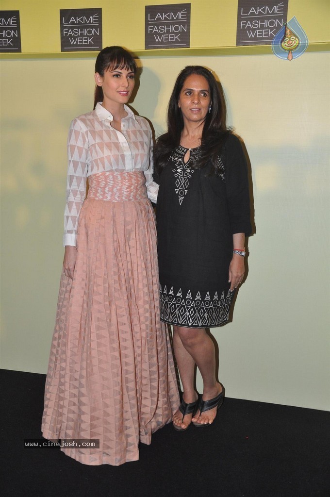 Lakme Fashion Week 2014 Press Meet - 12 / 89 photos