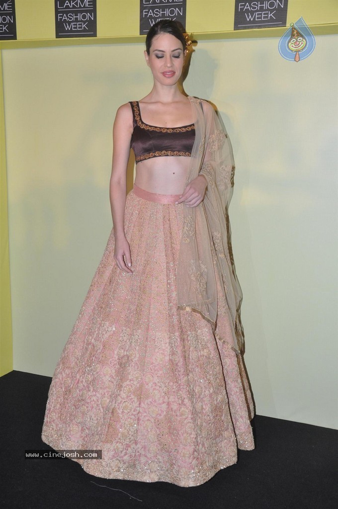 Lakme Fashion Week 2014 Press Meet - 70 / 89 photos