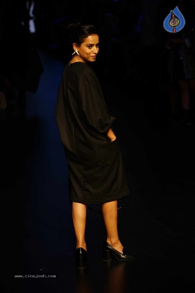 Lakme Fashion Week 2018 Photos - 10 / 18 photos