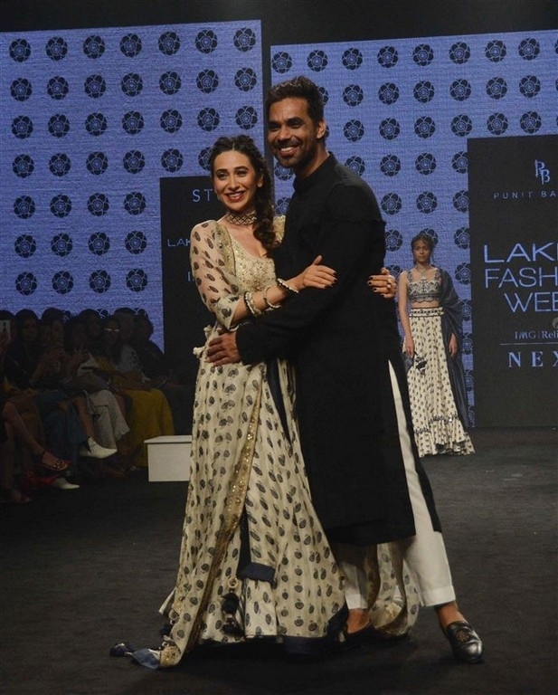 Lakme Fashion Week 2019 - 24 / 32 photos