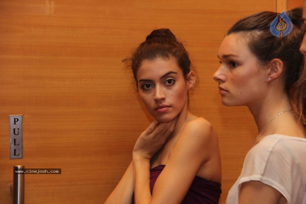 Lakme Fashion Week Auditions 2012 - 15 / 37 photos