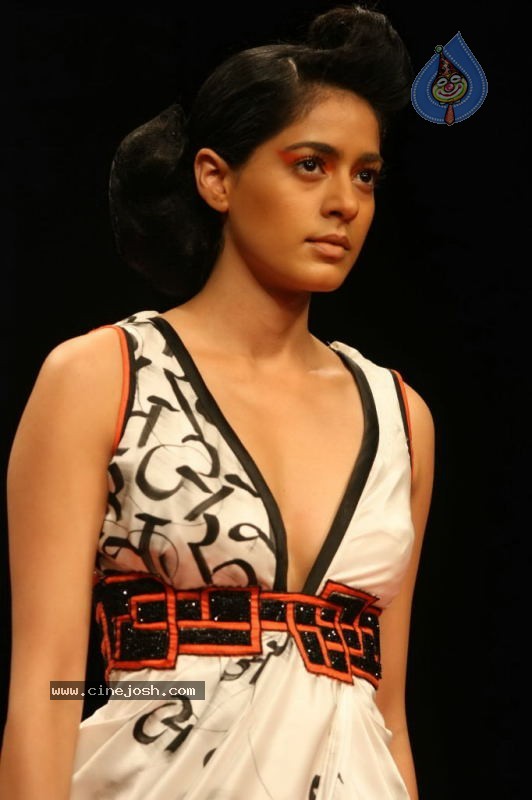 Lakme Fashion Week Day 1 All Shows - 30 / 75 photos